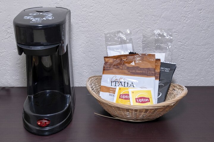 Breakfast/Coffee Service 32 of 33
