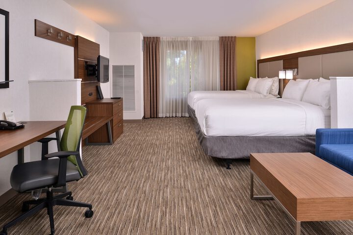 Room 19 of 41