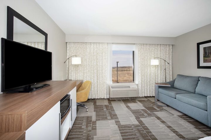 Room 21 of 37