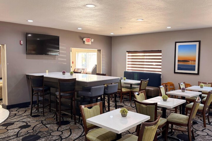 Comfort Suites Lewisville - Dallas