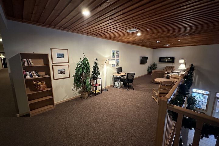 Birchwood Lodge