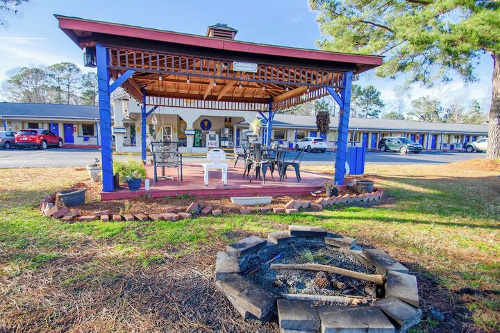 Sportsman Inn by Oyo US Hwy 64