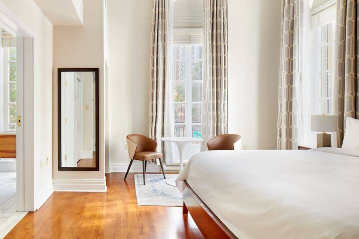 Room 21 of 72