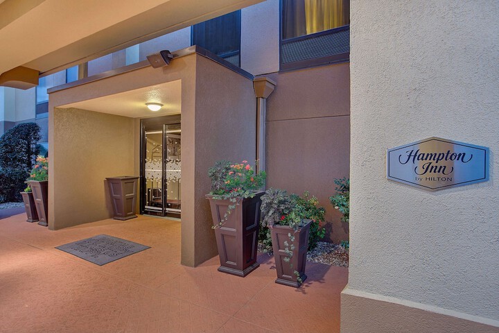 Hotel 4 of 59