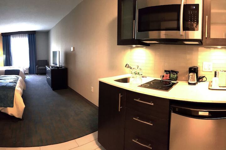 Holiday Inn & Suites Syracuse Airport - Liverpool by IHG