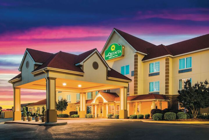 Hotel 2 of 31