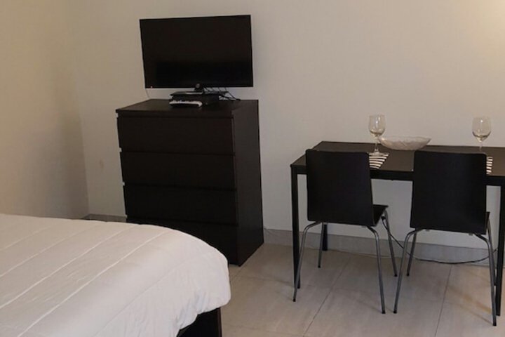 Room 19 of 39
