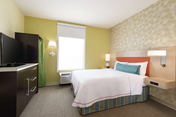Room 18 of 26