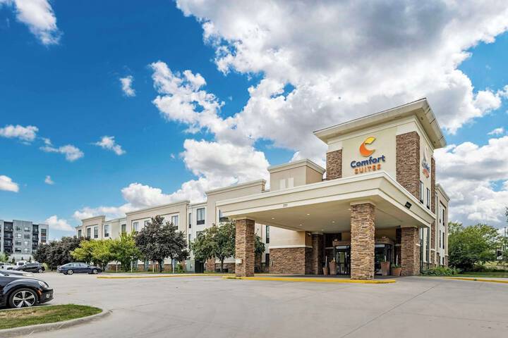 Hotel 3 of 38