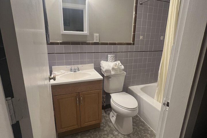Room 15 of 21