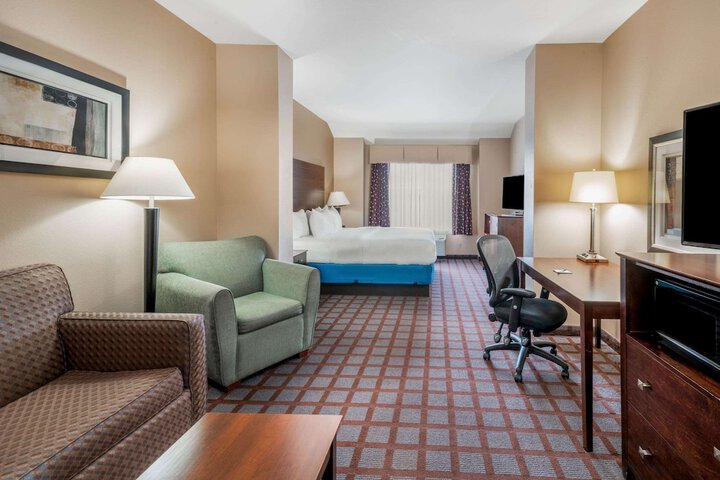Room 13 of 29