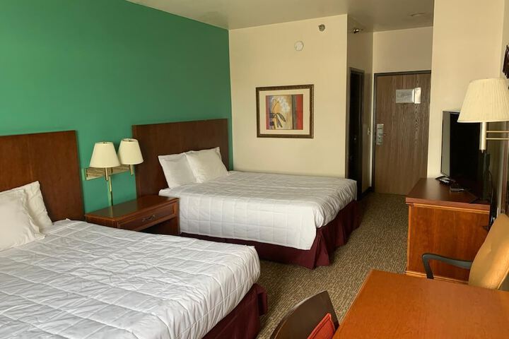 Room 17 of 31