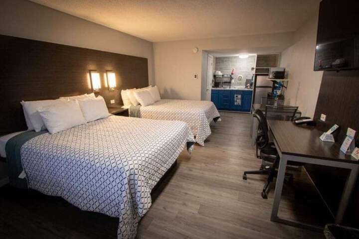 Room 46 of 120