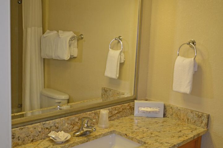 Room 54 of 107