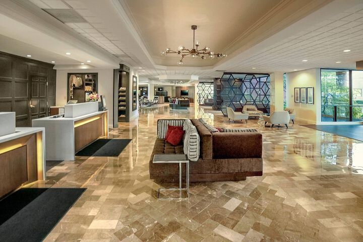 Hotel Interior 22 of 104