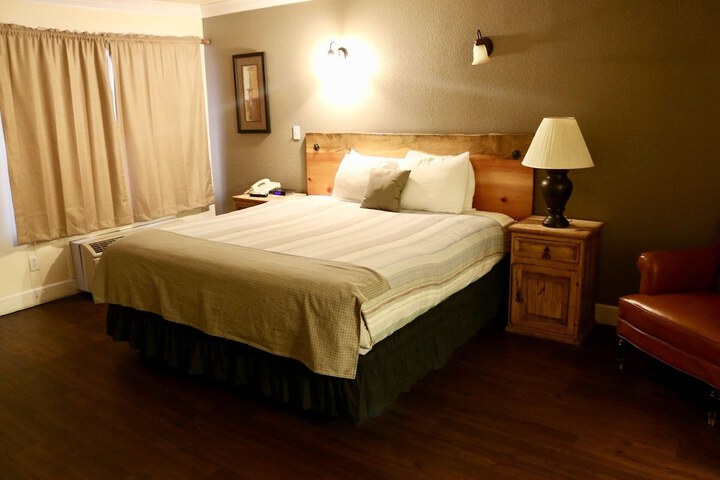 Room 36 of 51