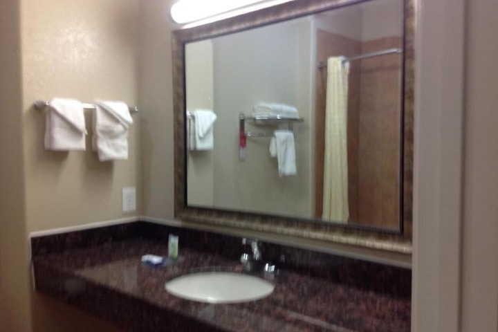 Room 18 of 40