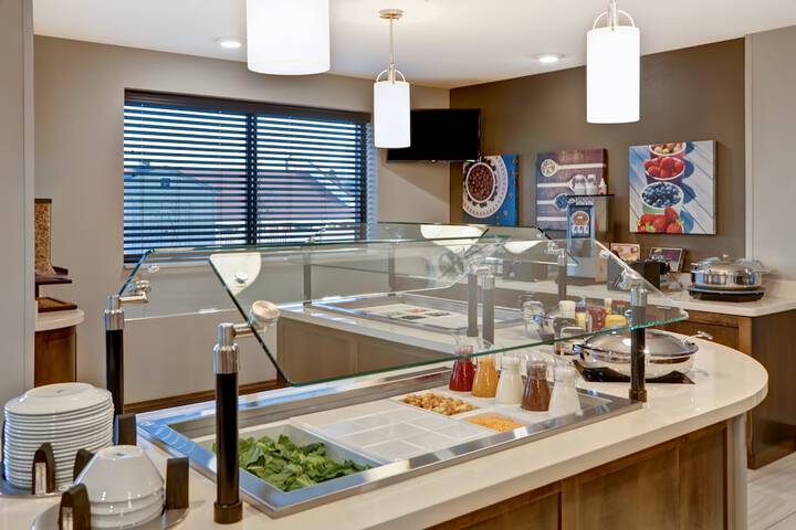 Staybridge Suites Overland Park - Kansas City S by IHG