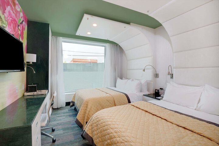 Room 22 of 27