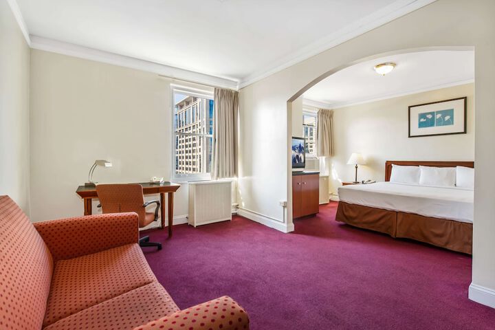 Room 8 of 22