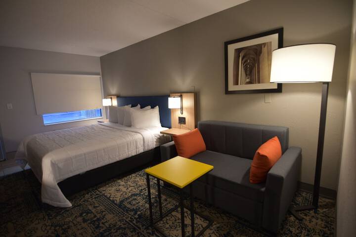 Room 19 of 32