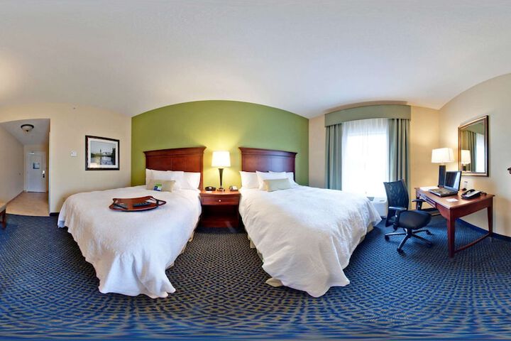 Room 50 of 77