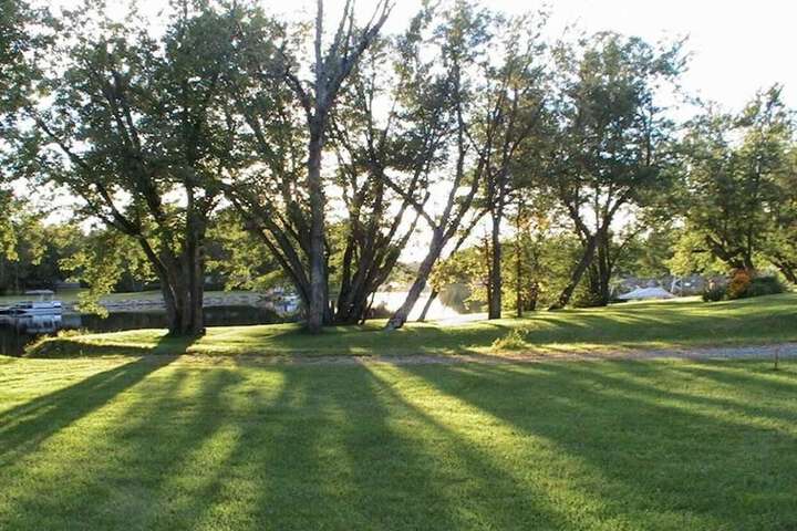 Property Grounds 33 of 37