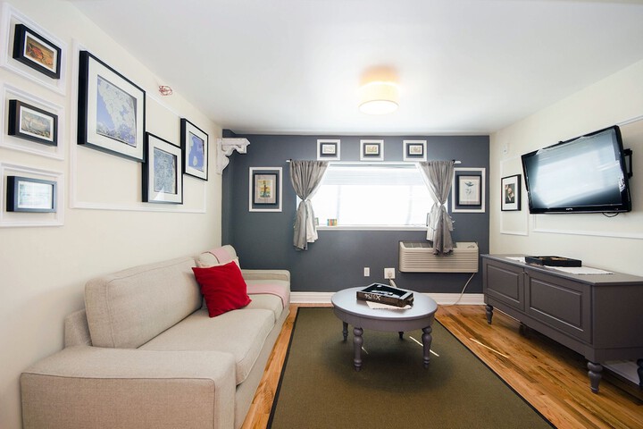 Room 41 of 114