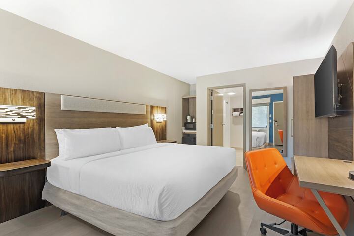 Holiday Inn Express Hyannis Cape Cod by IHG