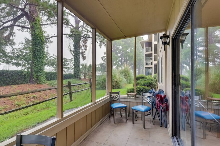 5 Mi to Cherry Grove Beach: Dog-friendly Condo!