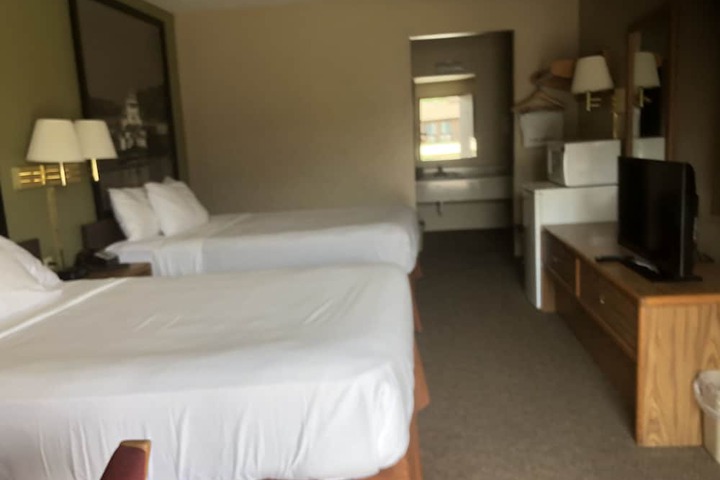 Room 26 of 33