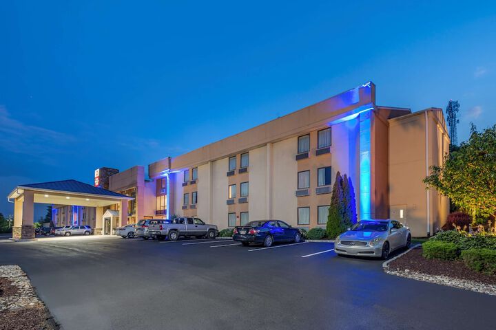 Hotel 3 of 28