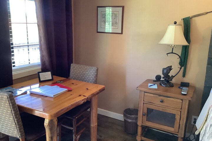Room 175 of 200