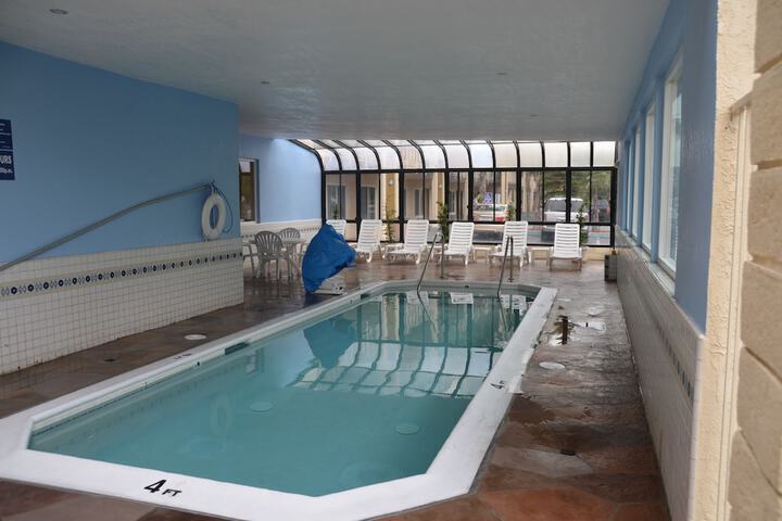 Pool 2 of 11