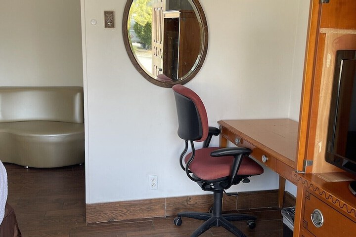 Room 13 of 55