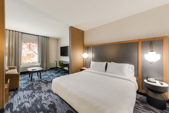 Room 11 of 22
