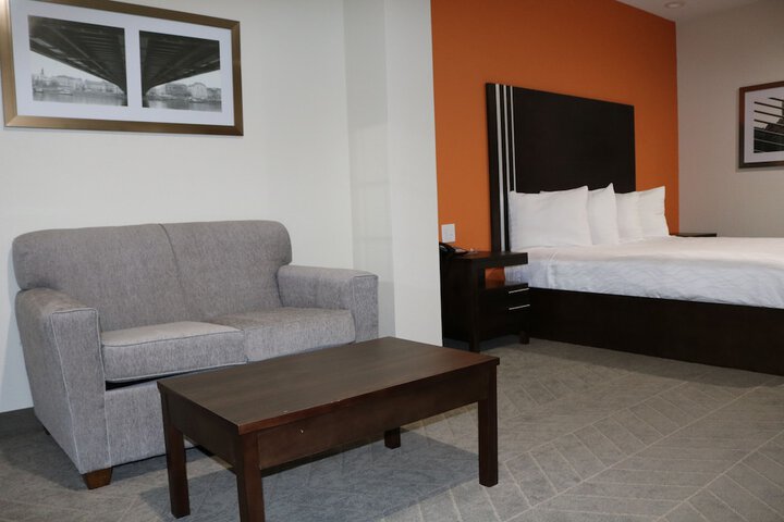 Room 19 of 40