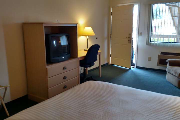 Room 26 of 43