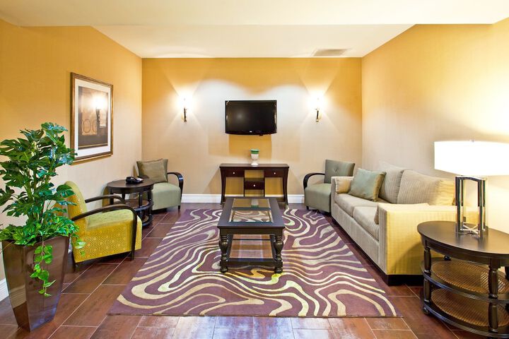 Hotel 5 of 45
