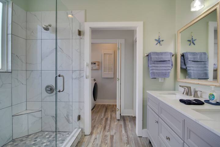 Sunny Waveland Home Rental w / Pool: Walk to Beach!