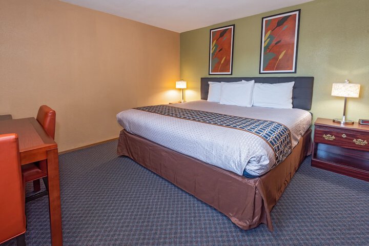 Room 3 of 15