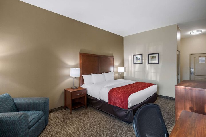 Room 22 of 34