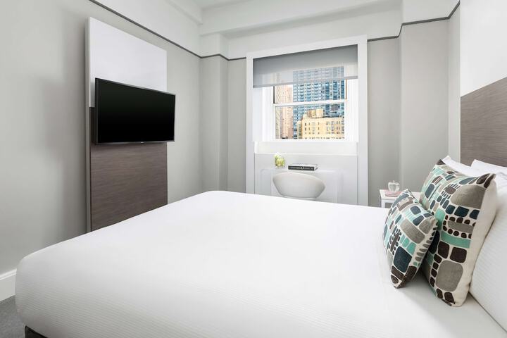 Room 22 of 56