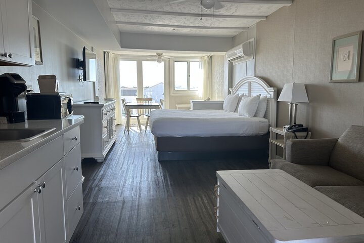 Room 21 of 51