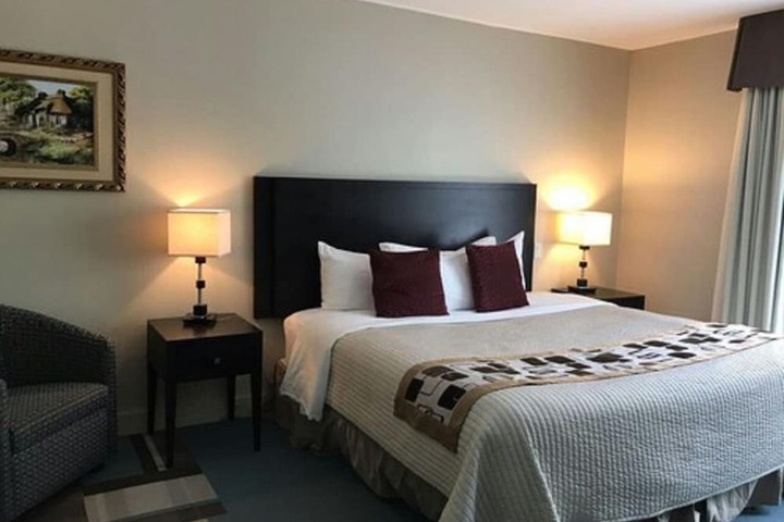 Room 20 of 38