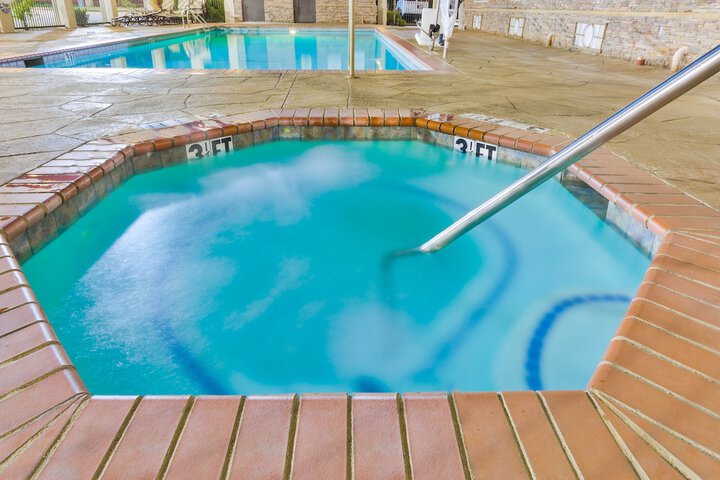 Pool 8 of 75