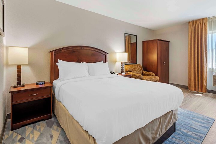 Room 45 of 51