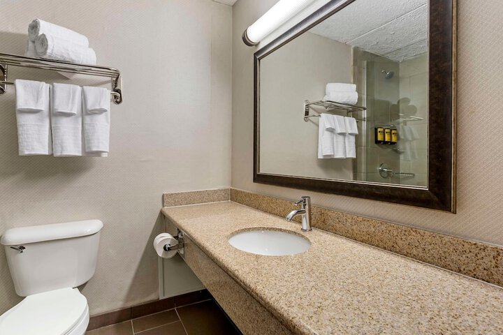 Kingston Regency Inn