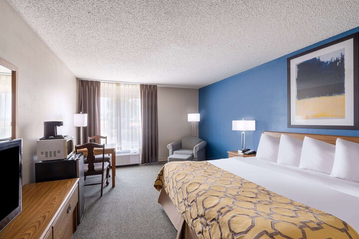 Baymont by Wyndham Limon