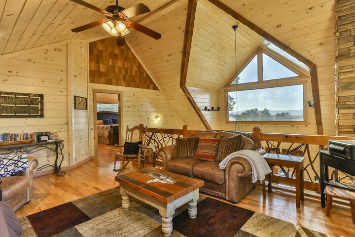 Eagles Breeze Nevaeh Cabin Rentals
